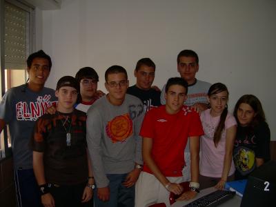 ALUMNOS DE 1º J Curso 2007/08